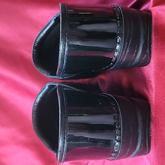 DANSKO szEU38 US 7.5 Patent Leather Clogs Excellent Cond - Picture 6 of 13